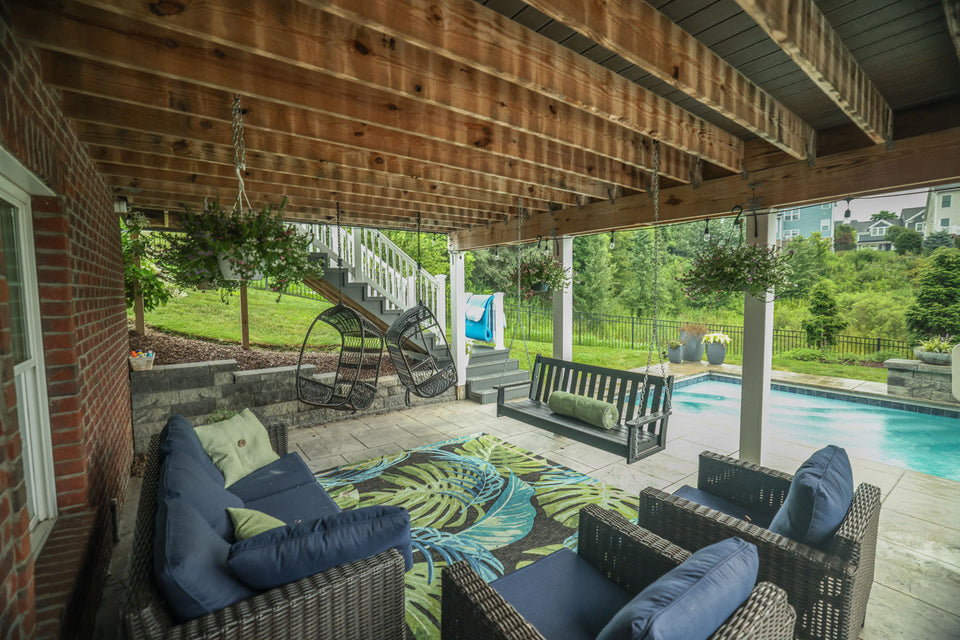 5 Creative Ways to Use the Hercules Hanger for Outdoor Living